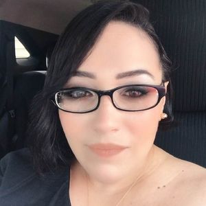 Meet your Posher, Keyla h